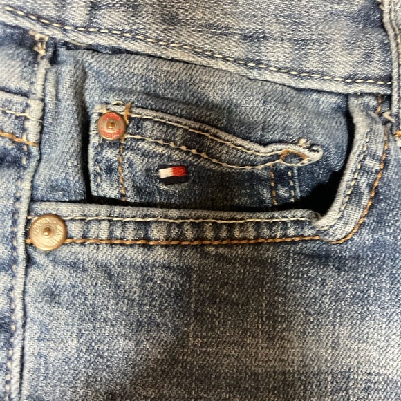Amazing Tommy Hilfiger Jeans 3$18 - Picture 3 of 4